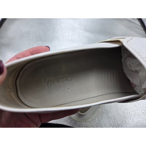VINCE Ivory Bone Perforated Soft Leather Slip On Sneakers Size 9 Shoes - Picture 10 of 10